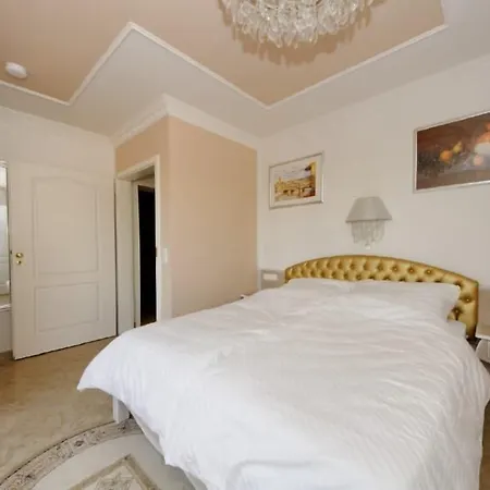 Toscana Hotel 3*