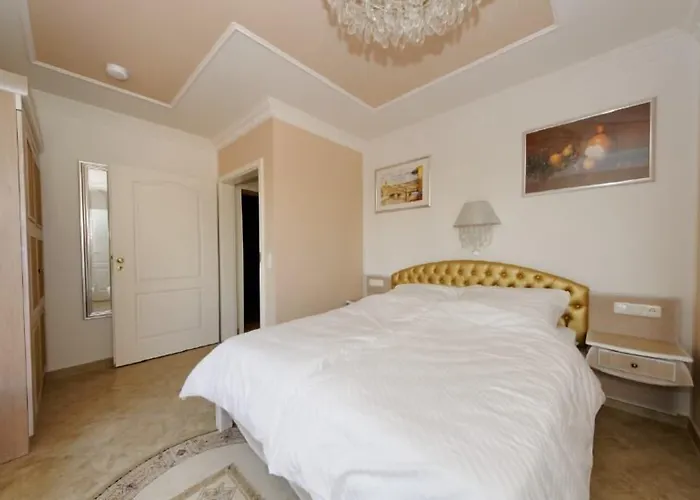 Toscana Hotel 3*